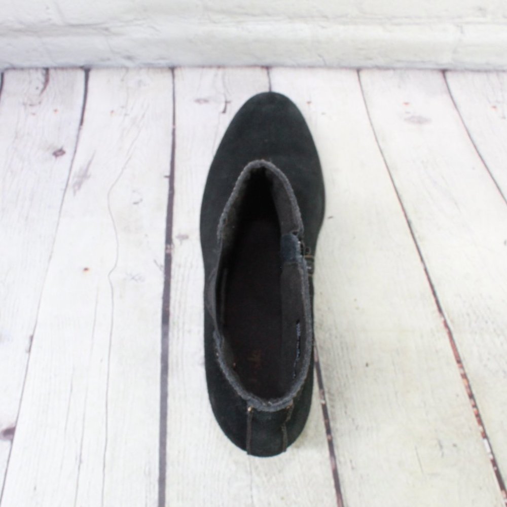 Clarks Pause Camelia Black Suede Side Zip Heeled Ankle Boots Size 11 M - Picture 9 of 9